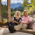 ParcForetLifestyle_RelaxingOnPatio